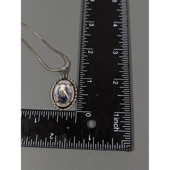 Vintage Blue Gray Shell Oval Pendant Necklace Silver Tone Chain 17" - Picture 9 of 9